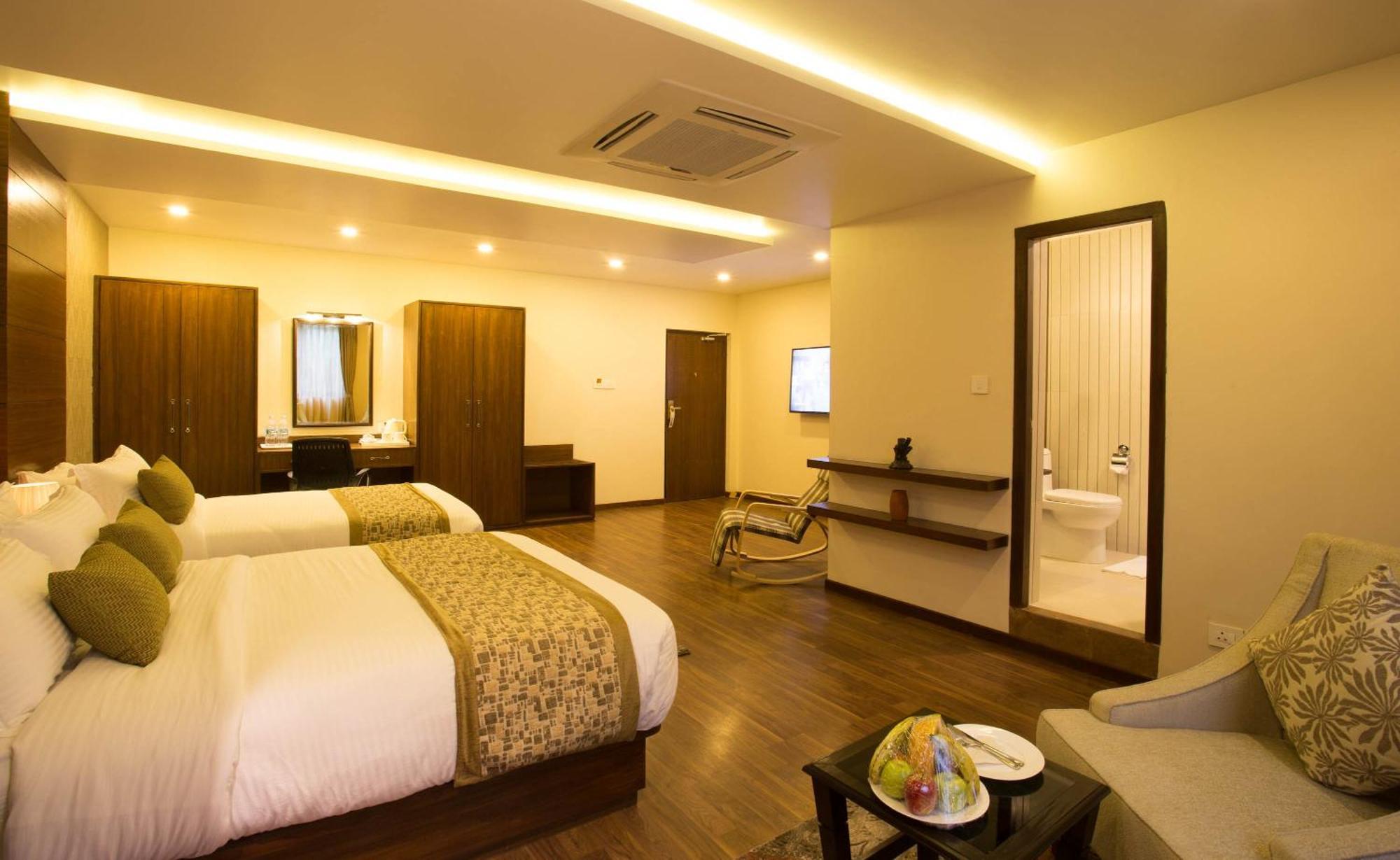 Yatri Suites And Spa Kathmandu Room photo