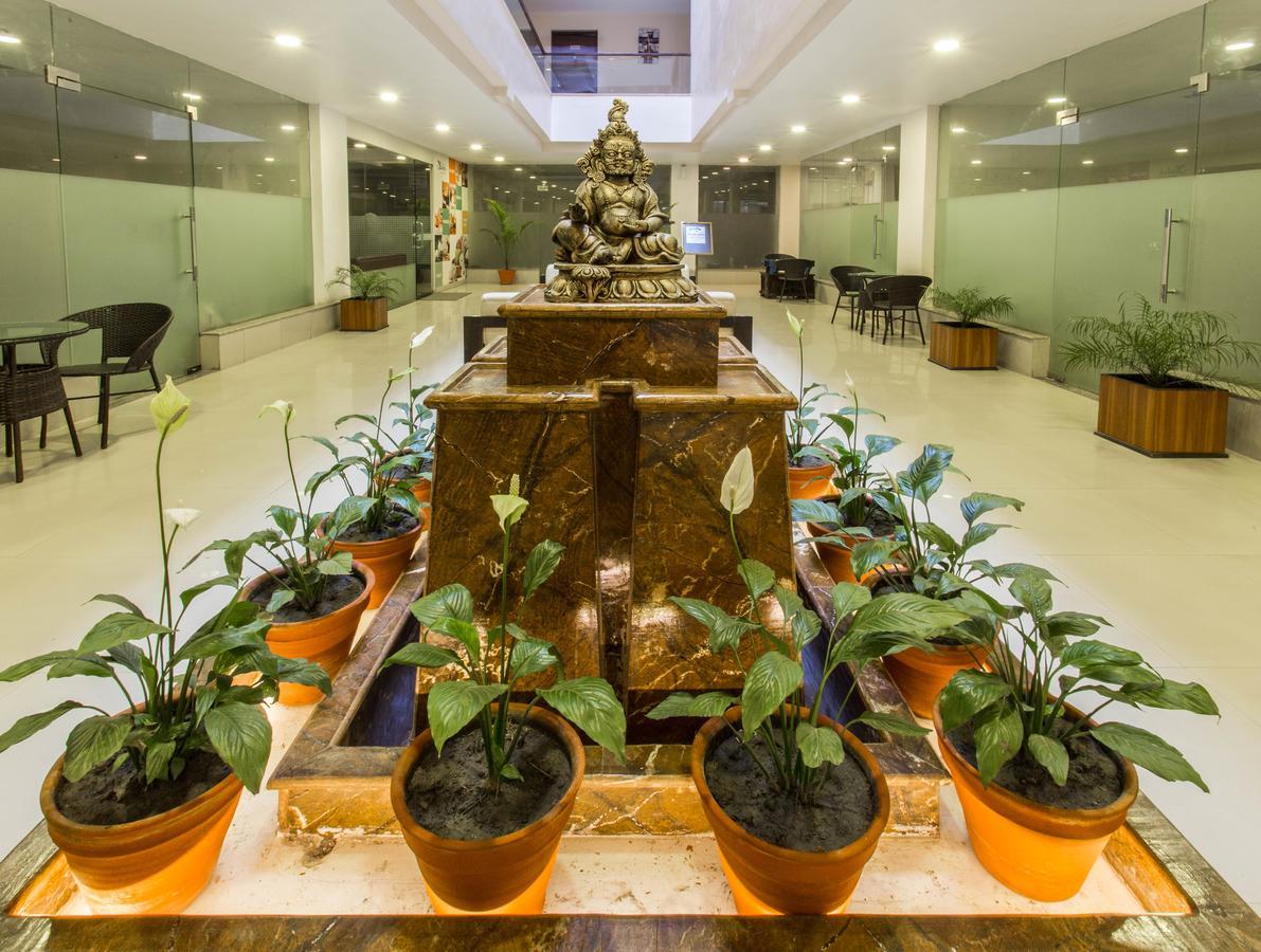 Yatri Suites And Spa Kathmandu Exterior photo